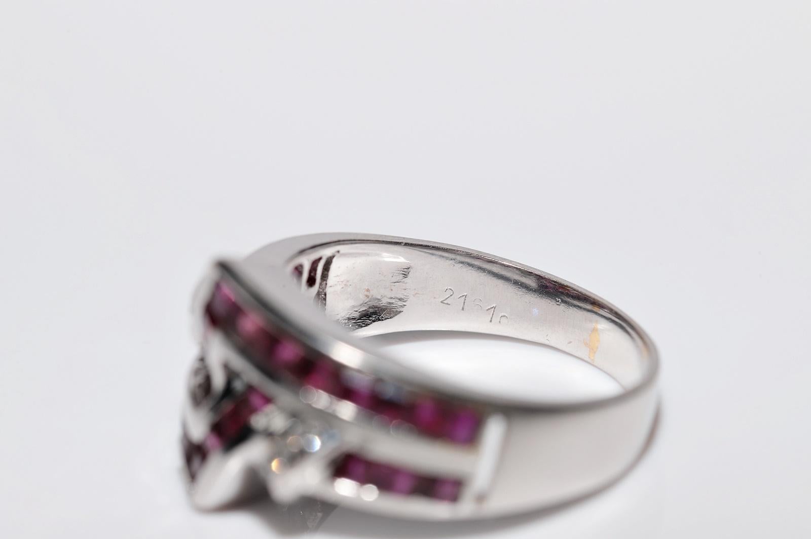 Vintage CIRCA 1990er Jahre 18k Gold Naturdiamant und Baguetteschliff Rubin Ring im Angebot 11