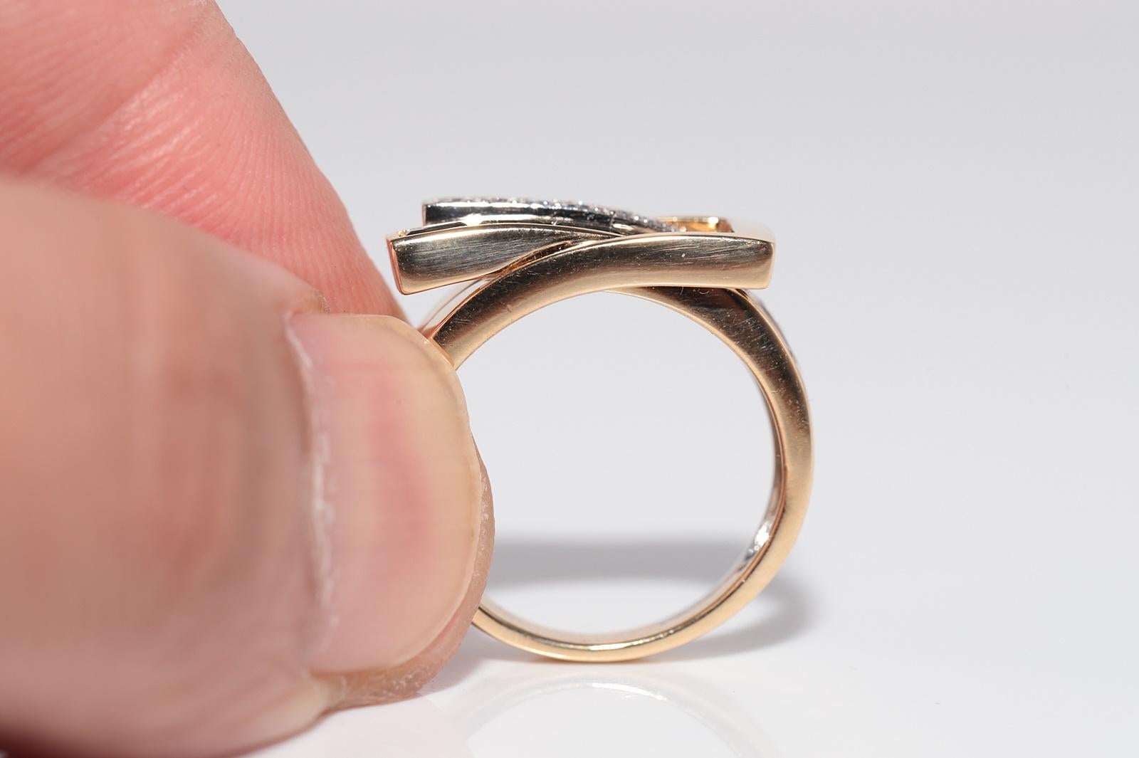 Anello vintage degli anni '90 in oro 18k con diamanti naturali e zaffiri taglio baguette in vendita 1