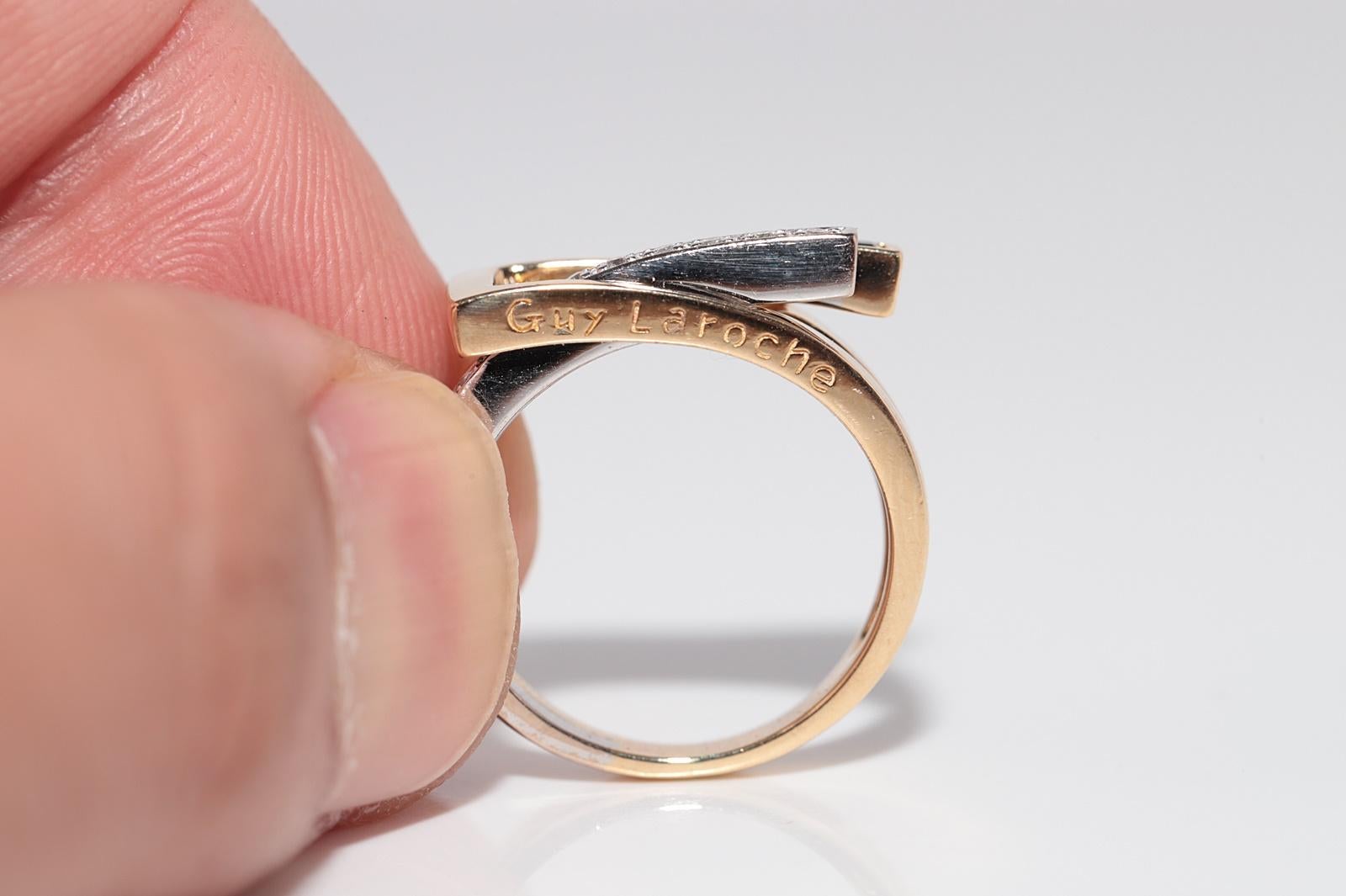 Anello vintage degli anni '90 in oro 18k con diamanti naturali e zaffiri taglio baguette in vendita 2