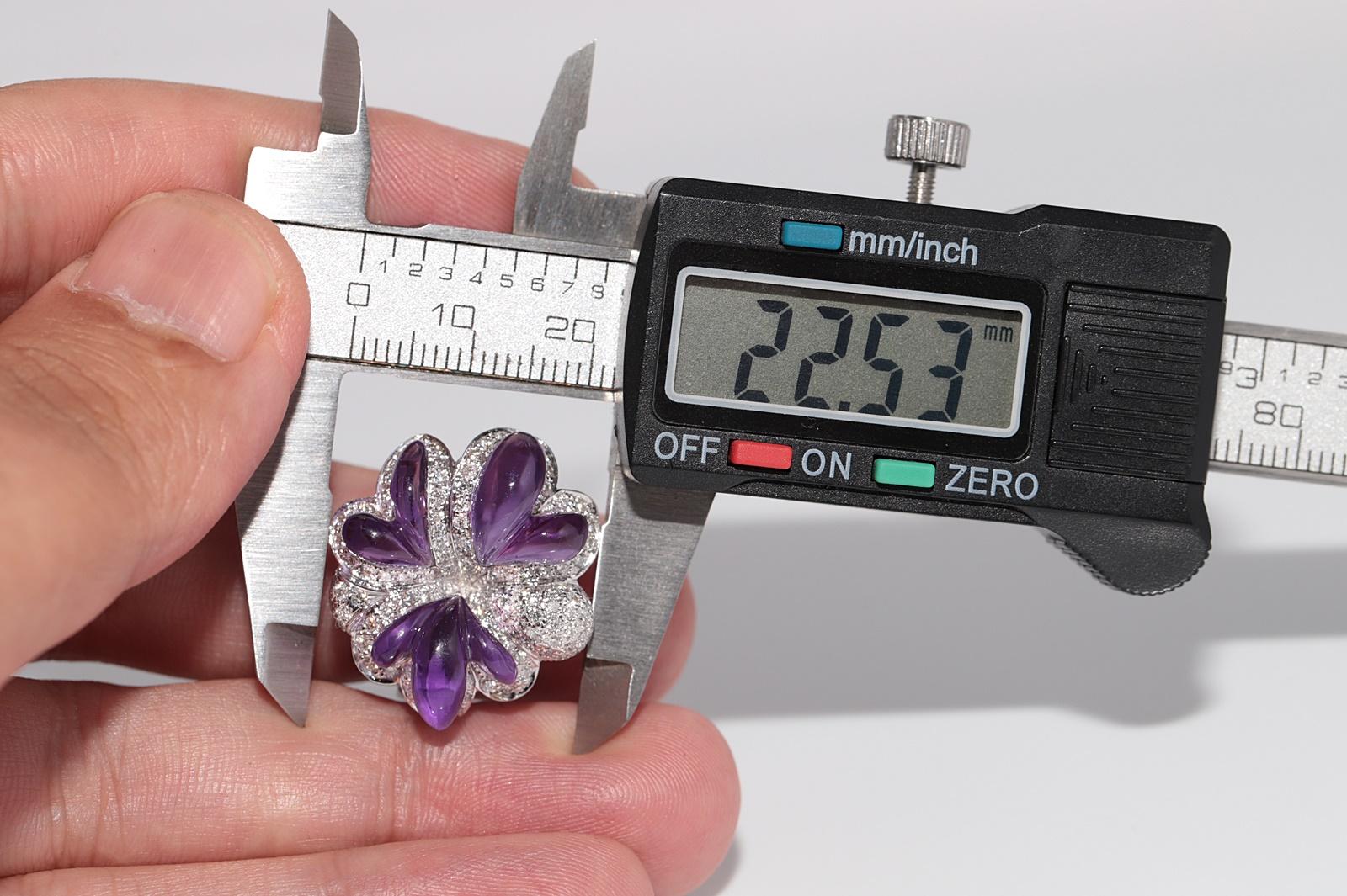 Vintage CIRCA 1990er Jahre 18k Gold natürlichen Diamanten und Cabochon Cut Amethyst Ring im Angebot 7