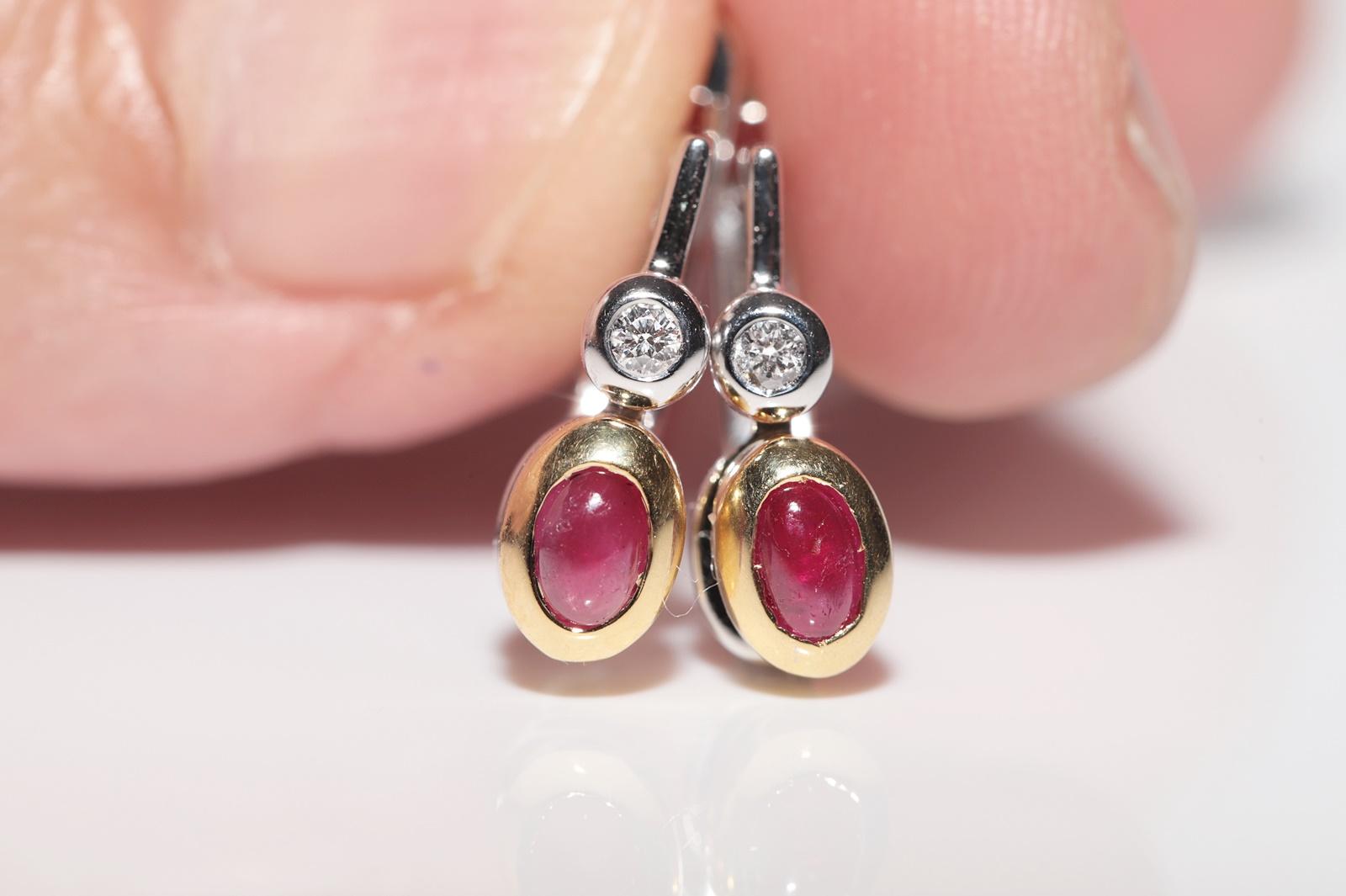 Ohrring, Vintage, ca. 1990er Jahre, 18 Karat Gold, natürlicher Diamant und Rubin im Cabochon-Schliff im Zustand „Gut“ im Angebot in Fatih/İstanbul, 34