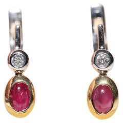 Ohrring, Vintage, ca. 1990er Jahre, 18 Karat Gold, natürlicher Diamant und Rubin im Cabochon-Schliff