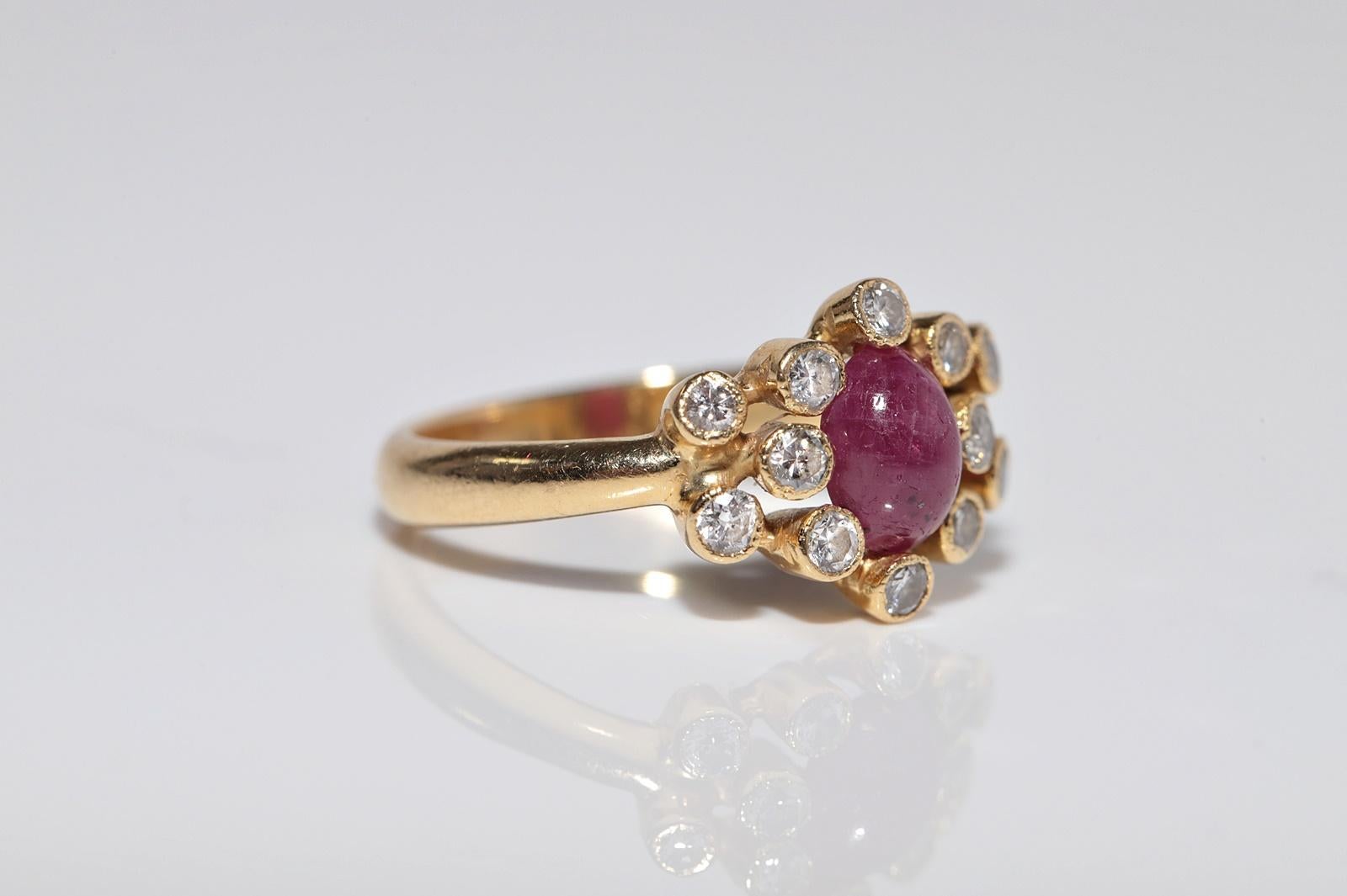 Vintage Circa 1990er Jahre 18k Gold Natürlicher Diamant und Rubinring mit Cabochon-Schliff Damen im Angebot