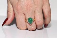 Vintage Circa 1990s 18k Gold Natural Diamond And Cabochon Emerald Decorated Ring