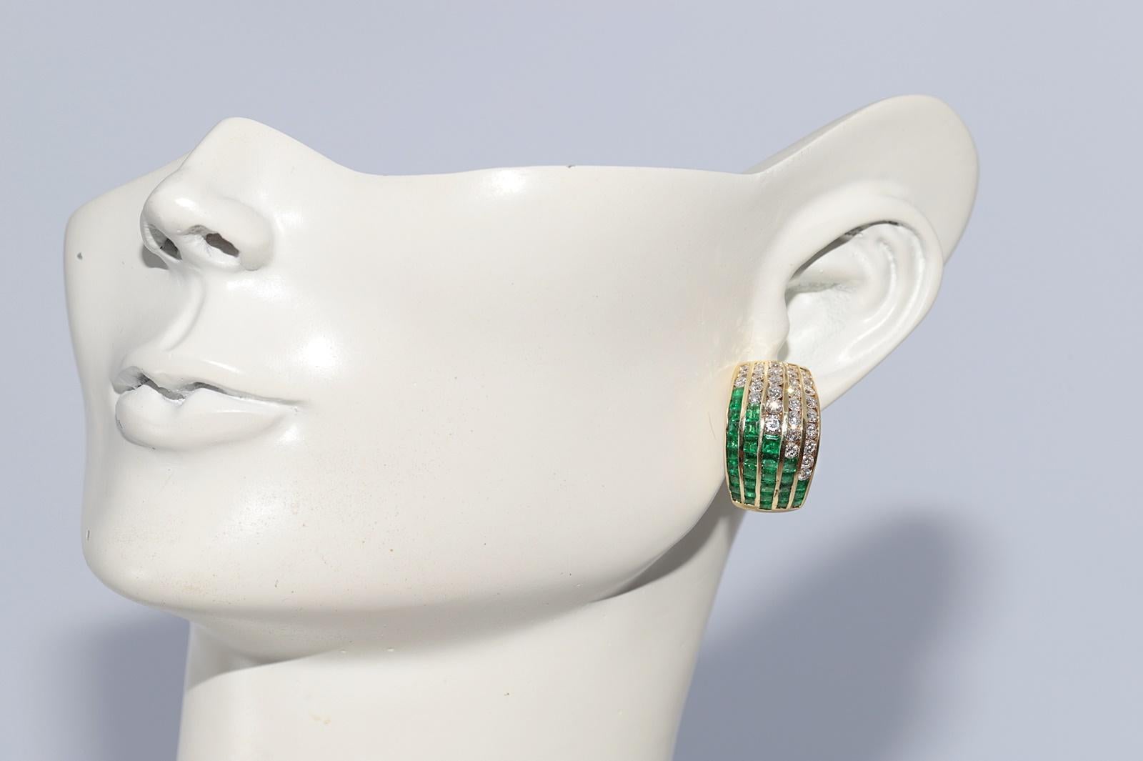 Vintage Circa 1990s 18k Gold Natural Diamond And Caliber Cut Emerald Earring For Sale 6