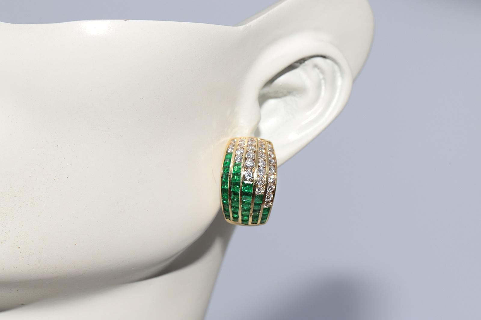 Vintage Circa 1990s 18k Gold Natural Diamond And Caliber Cut Emerald Earring For Sale 7
