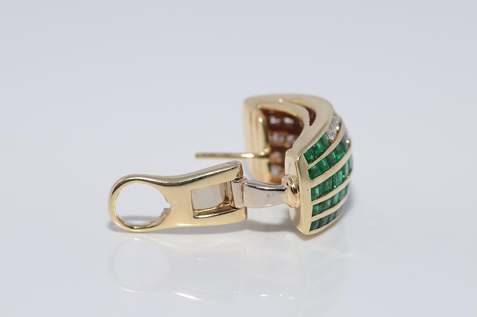 Vintage Circa 1990s 18k Gold Natural Diamond And Caliber Cut Emerald Earring For Sale 1