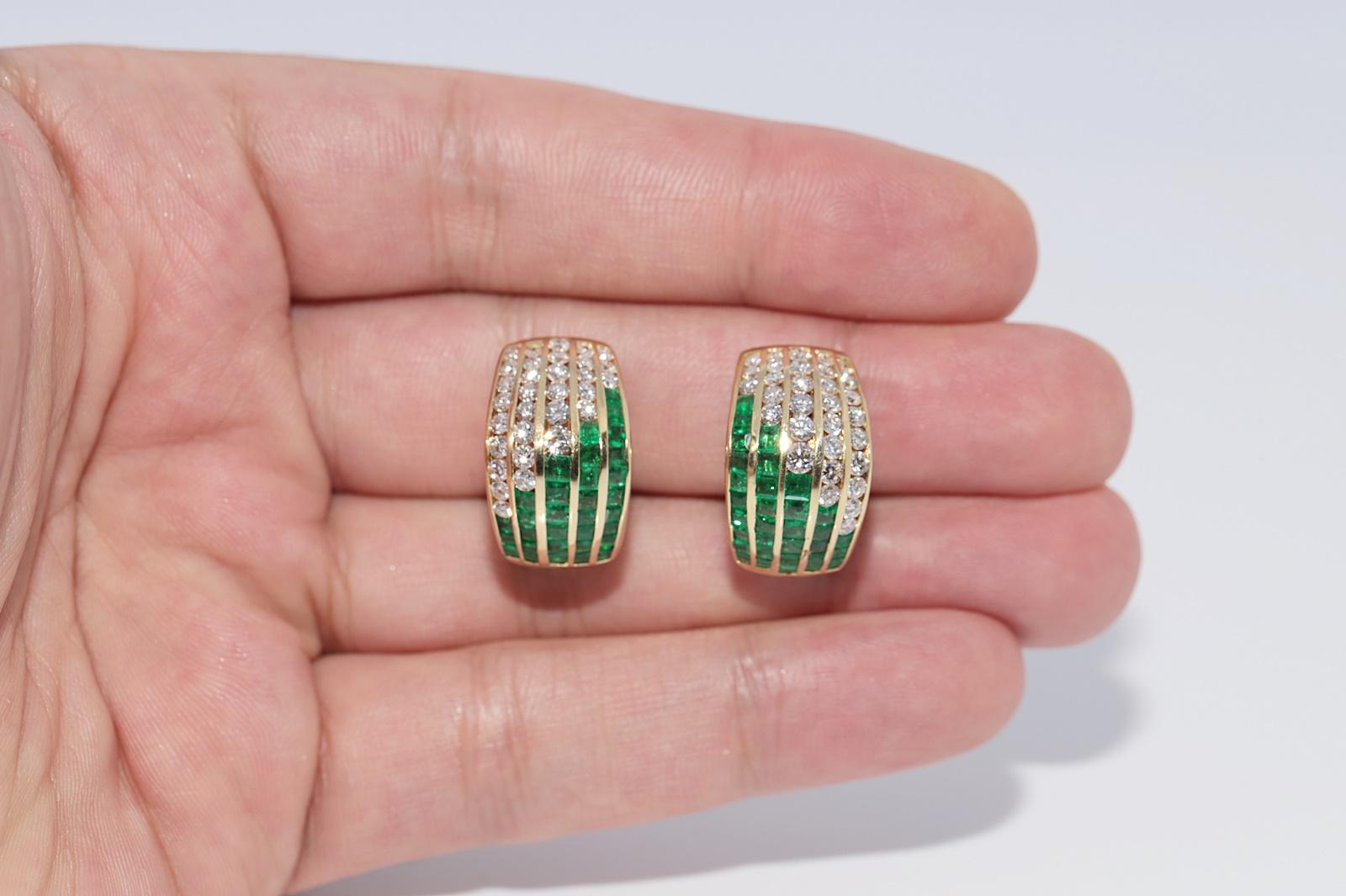 Vintage Circa 1990s 18k Gold Natural Diamond And Caliber Cut Emerald Earring For Sale 2