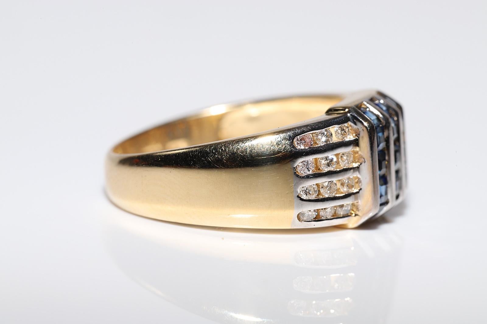 Women's Vintage Circa 1990s 18k Gold Natural Diamond And Caliber Cut Sapphire Ring For Sale