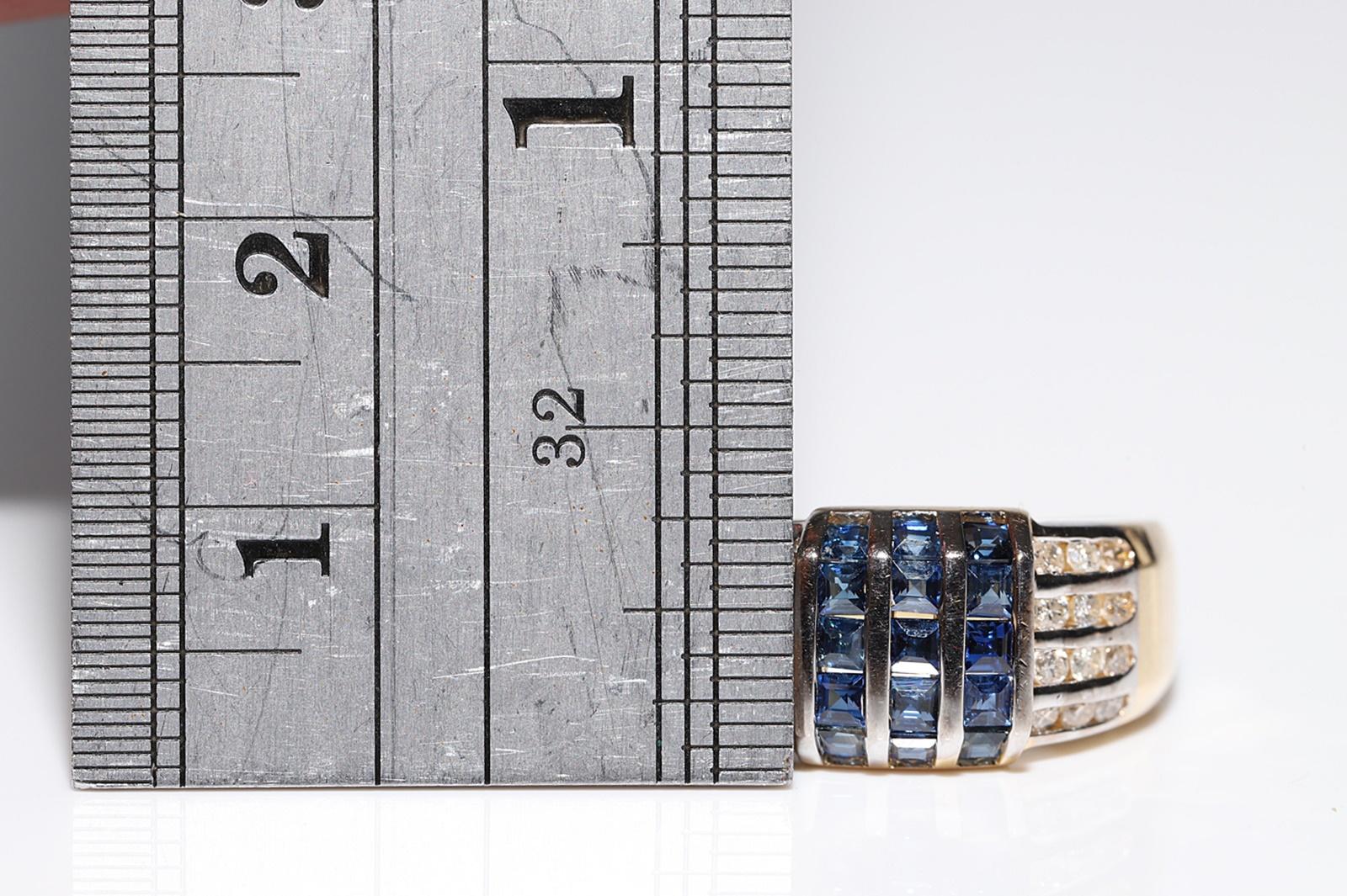 Vintage Circa 1990s 18k Gold Natural Diamond And Caliber Cut Sapphire Ring For Sale 3