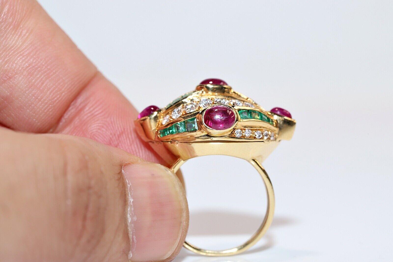 Retro Vintage Circa 1990s 18k Gold Natural Diamond And Emerald And Ruby Ring  For Sale