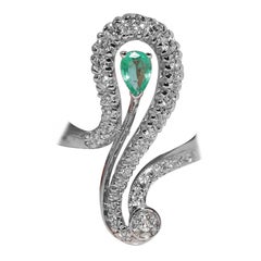 Vintage Circa 1990s 18k Gold Natural Diamond And Emerald Decorated Ring