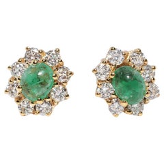 Orecchino vintage in oro 18 carati con diamante naturale e smeraldo decorato, circa anni 
90