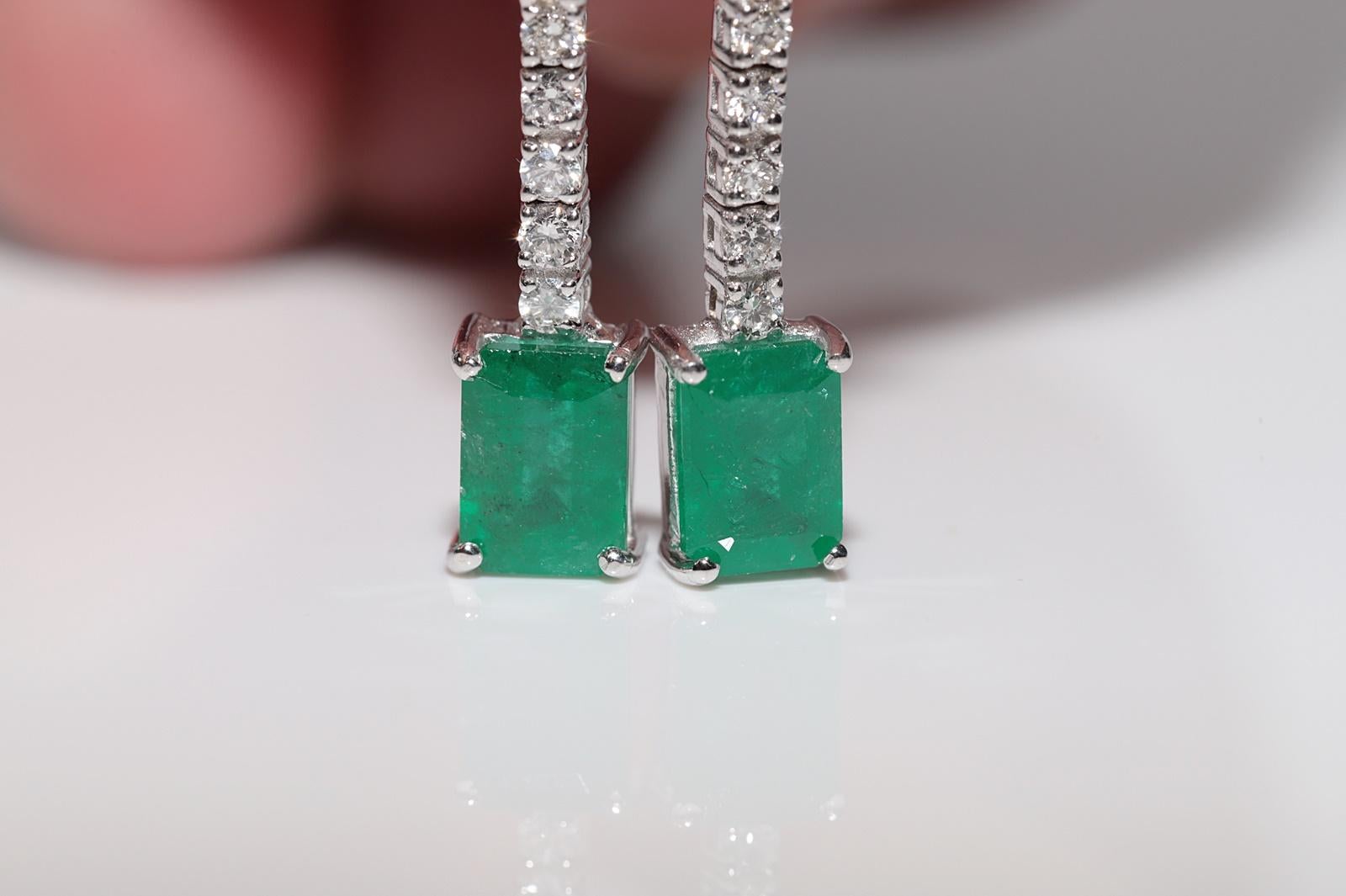Vintage Circa 1990s 18k Gold Natural Diamond And Emerald Drop Earring 6