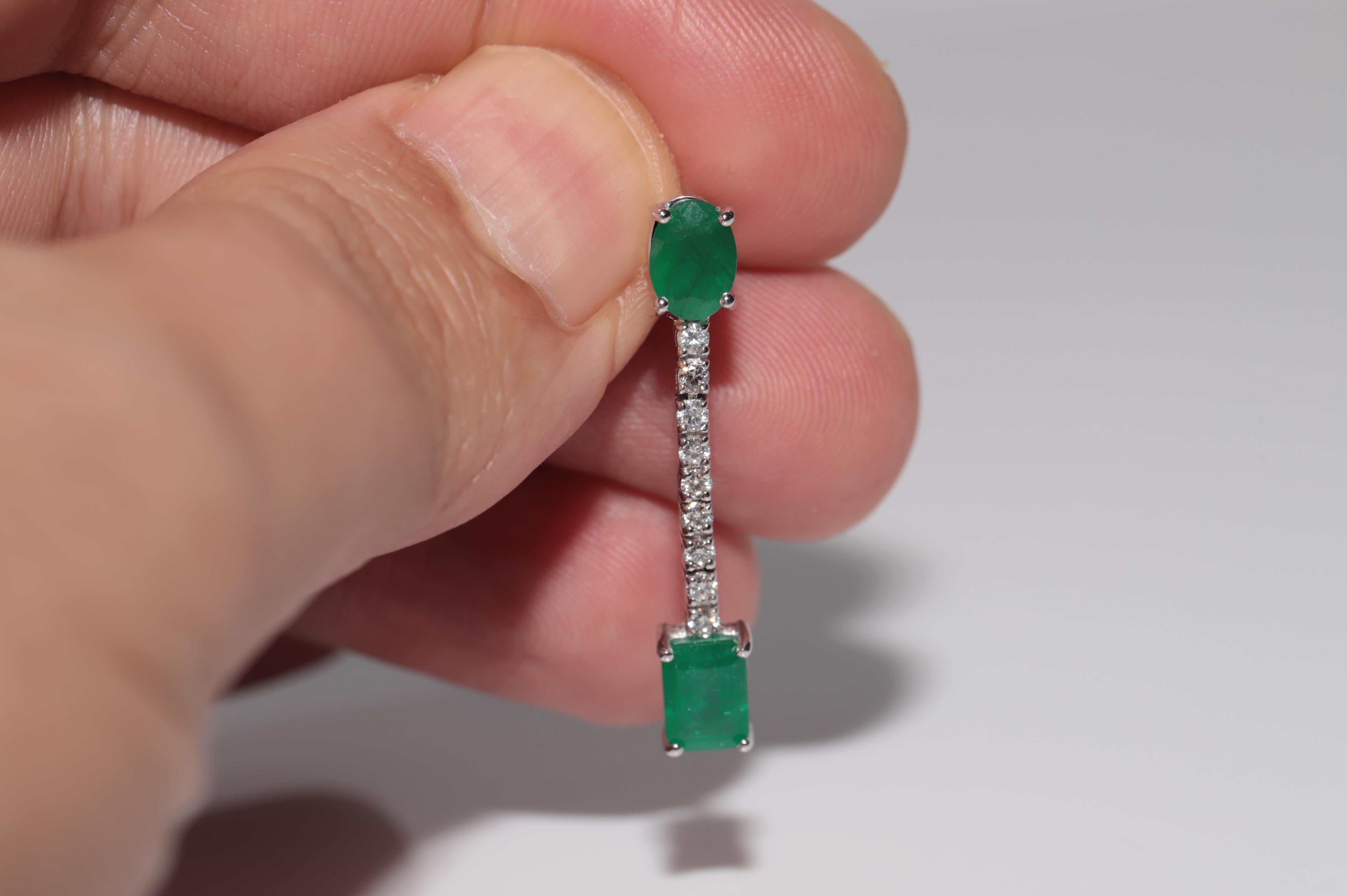 Vintage Circa 1990s 18k Gold Natural Diamond And Emerald Drop Earring 11