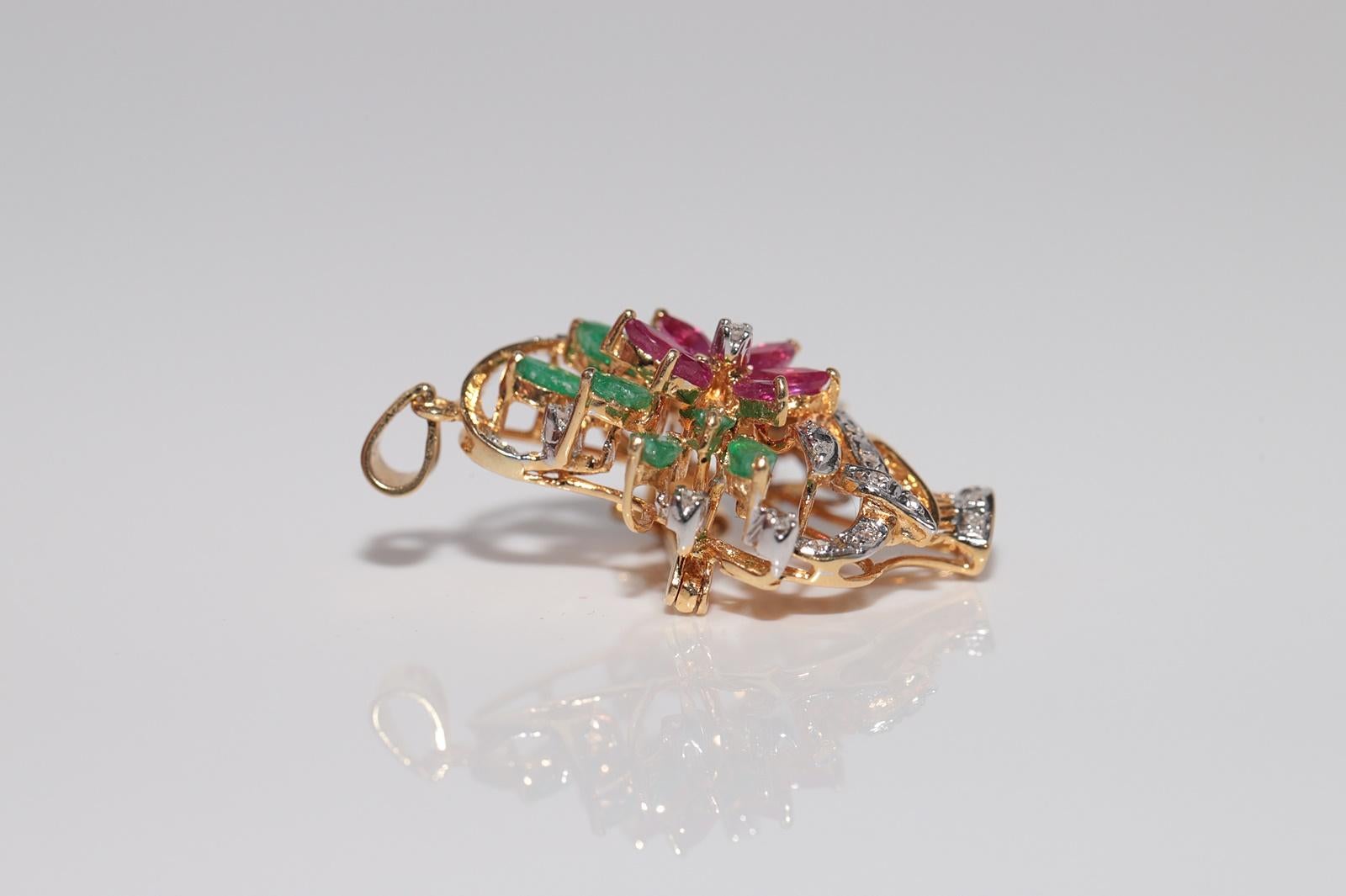 Retro Vintage Circa 1990s 18k Gold Natural Diamond And Emerald Ruby Sapphire Pendant For Sale