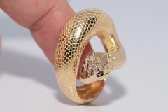 Vintage Circa 1990s 18k Gold Natural Diamond And Emerald Snake Strong Ring