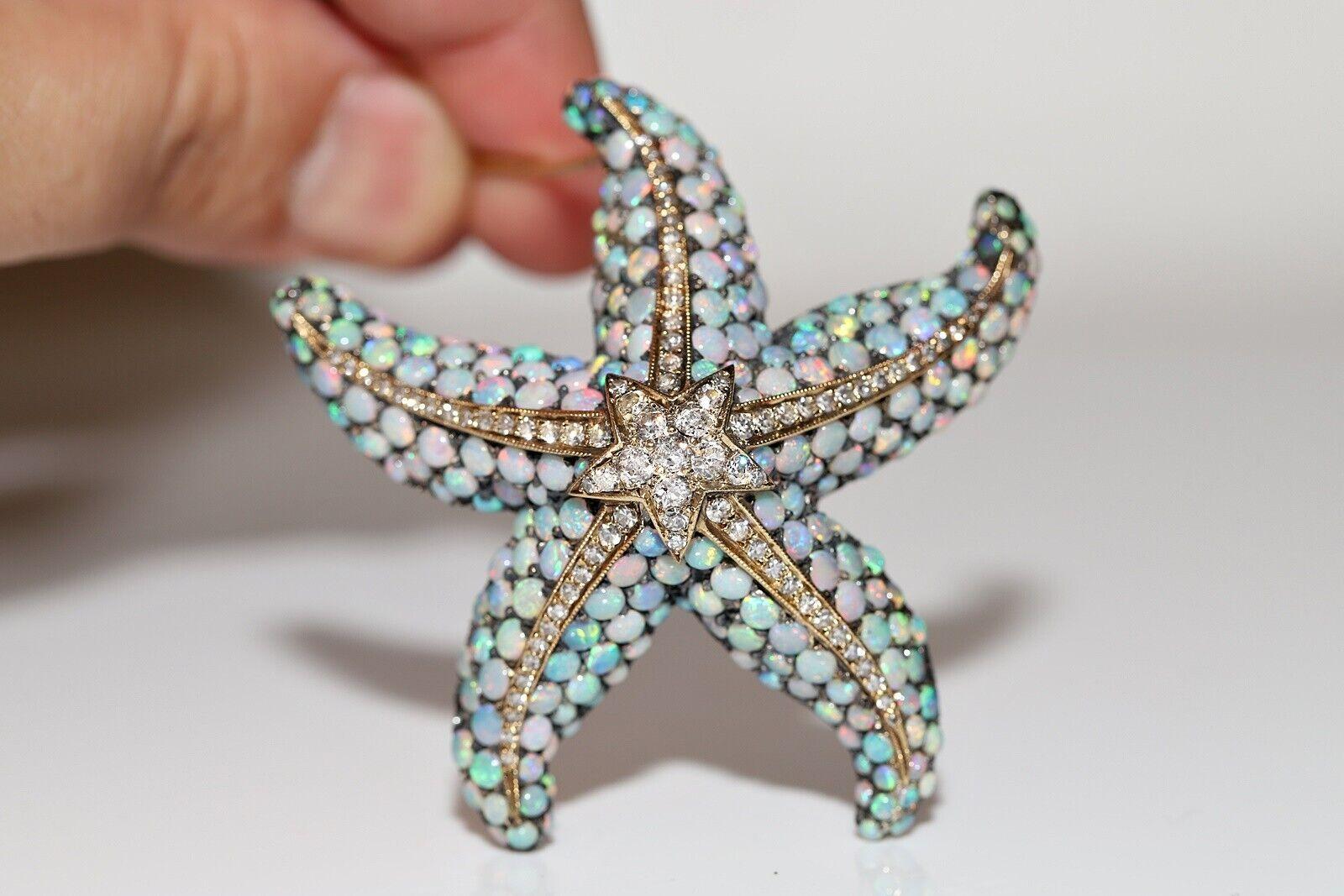 Brilliant Cut Vintage Circa 1990s 18k Gold Natural Diamond And Opal Starfish Brooch For Sale