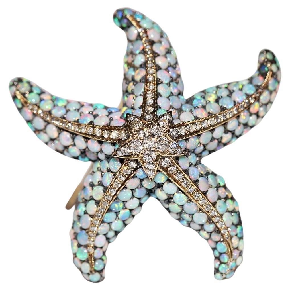Vintage Circa 1990s 18k Gold Natural Diamond And Opal Starfish Brooch For Sale