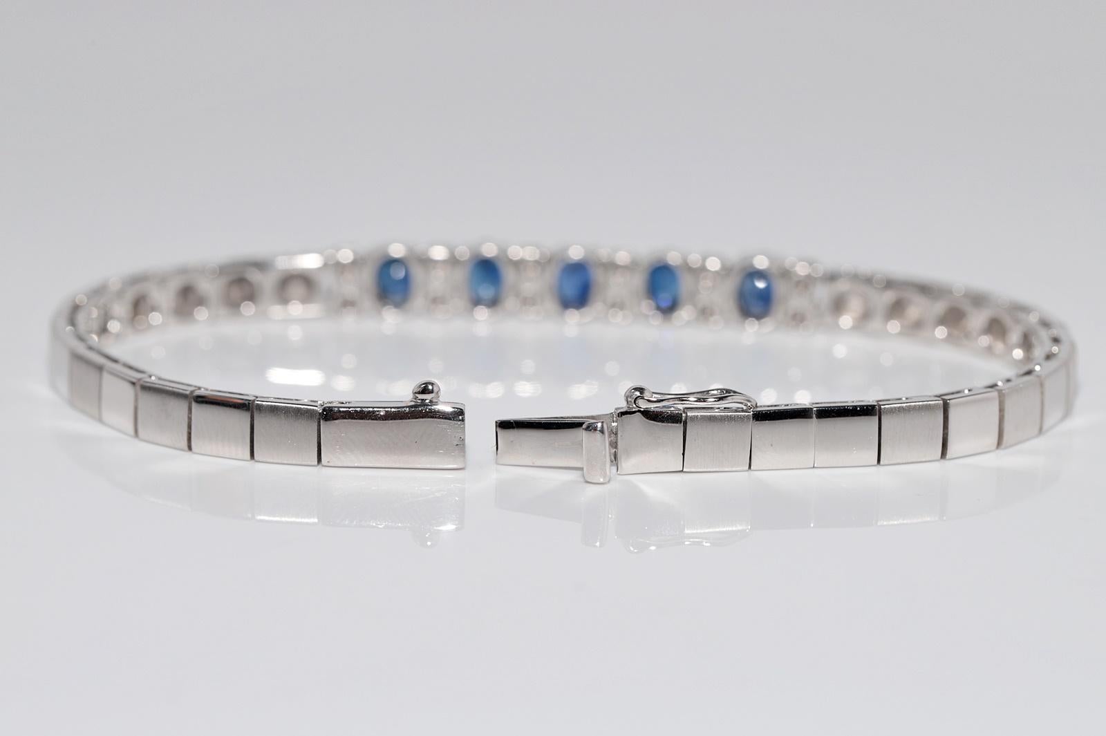 Vintage Circa 1990s 18k Gold Natural Diamond And Oval Cut Sapphire Bracelet For Sale 6