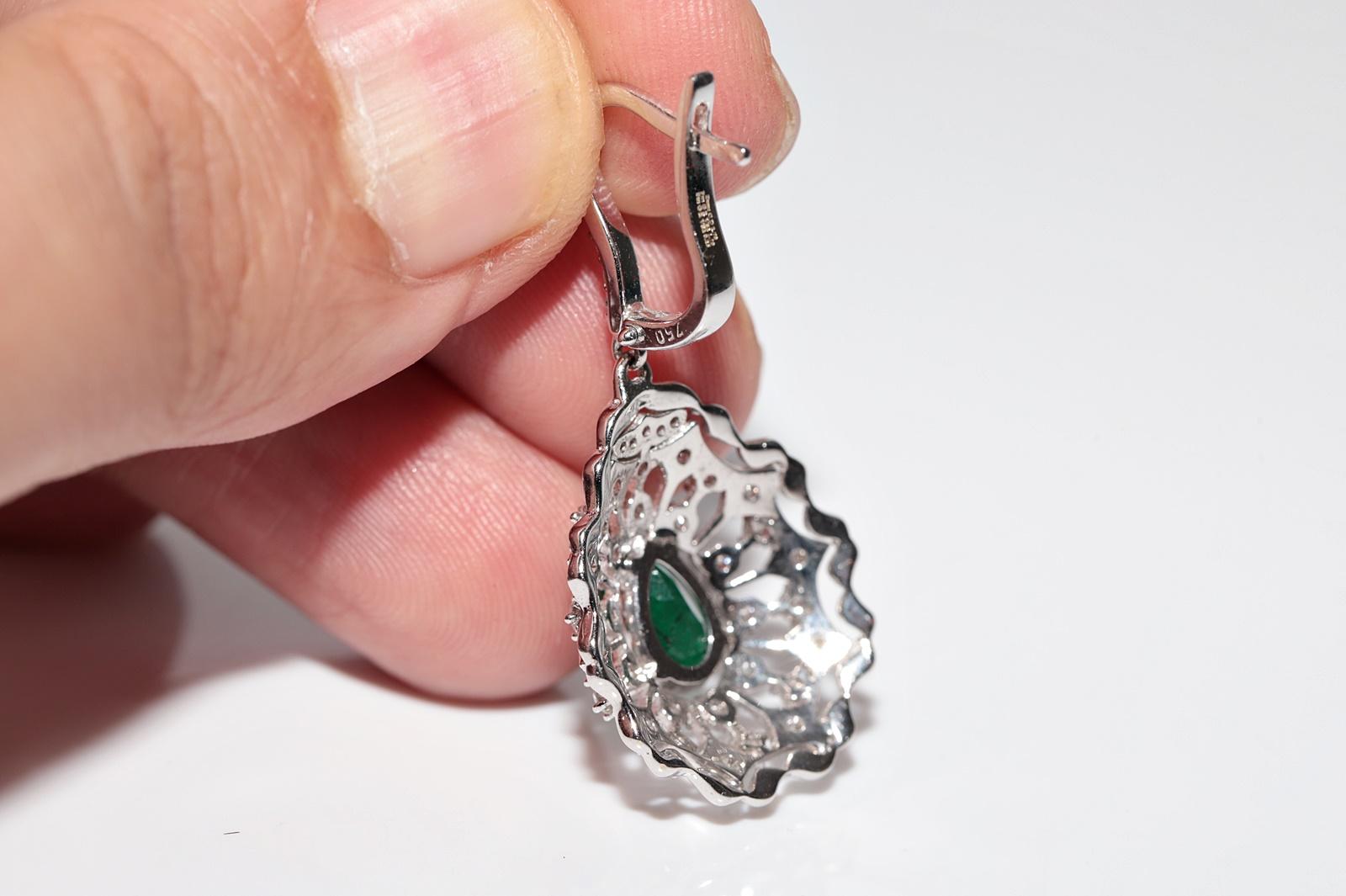 Vintage Circa 1990s 18k Gold Natural Diamond And Pear Cut Emerald Earring For Sale 4