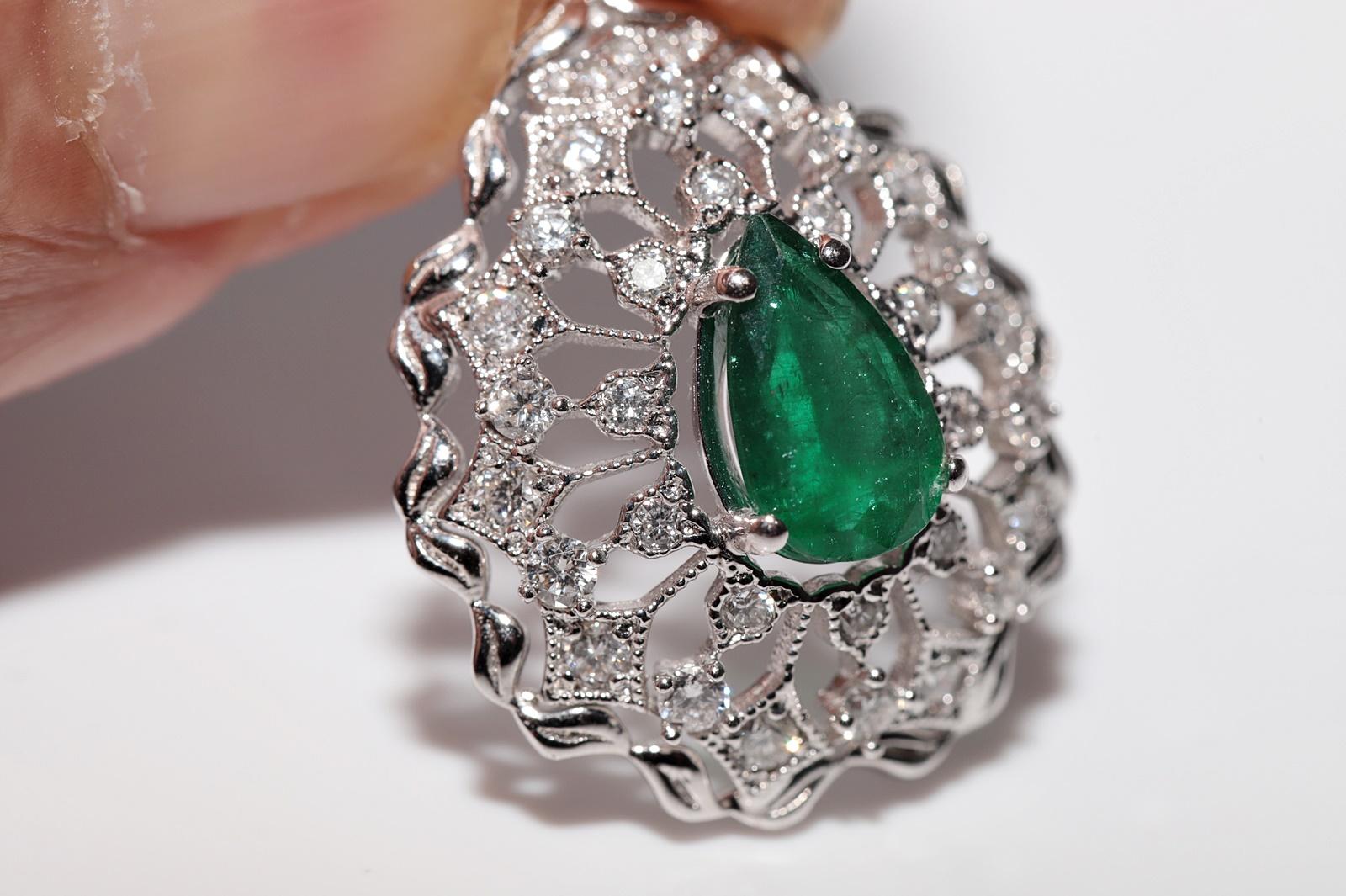 Vintage Circa 1990s 18k Gold Natural Diamond And Pear Cut Emerald Earring For Sale 7
