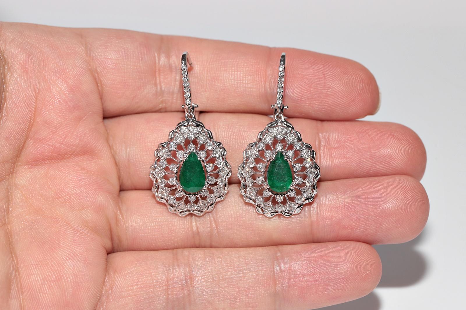 Vintage Circa 1990s 18k Gold Natural Diamond And Pear Cut Emerald Earring For Sale 3