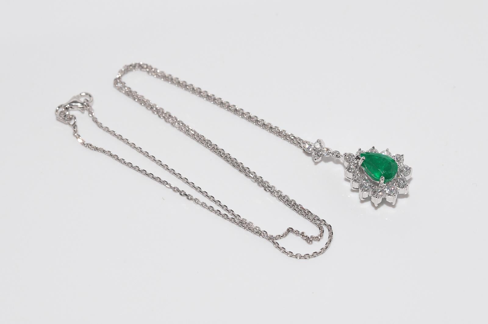 Vintage Circa 1990s 18k Gold Natural Diamond And Pear Cut Emerald Necklace For Sale 11