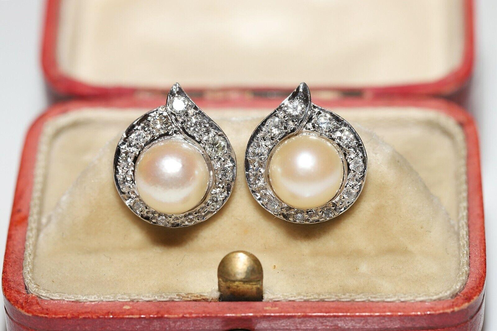 Vintage Circa 1990s 18k Gold Natural Diamond And Pearl Decorated Earring For Sale 5