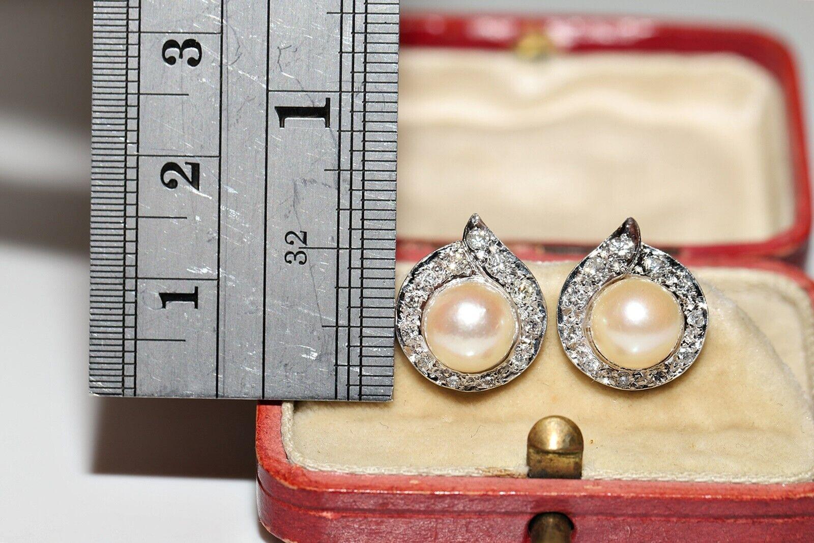Vintage Circa 1990s 18k Gold Natural Diamond And Pearl Decorated Earring For Sale 7