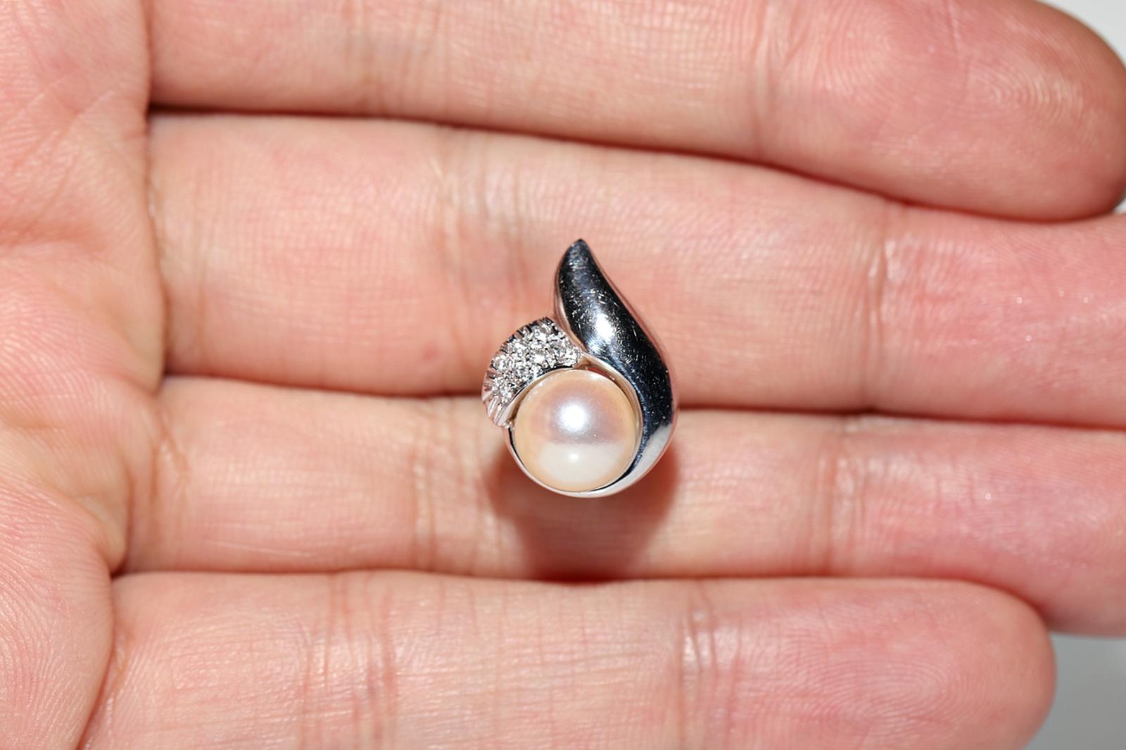 Vintage Circa 1990er Jahre 18k Gold Natürlicher Diamant und Perle Dekorierter Ohrring im Angebot 8