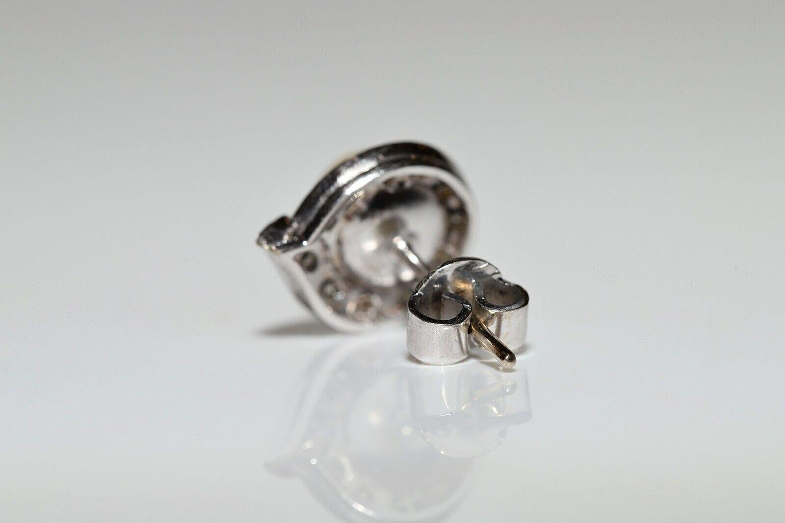 Vintage Circa 1990er Jahre 18k Gold Natürlicher Diamant und Perle Dekorierter Ohrring im Angebot 1