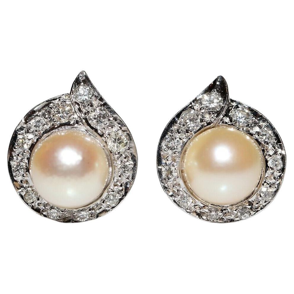 Vintage Circa 1990s 18k Gold Natural Diamond And Pearl Decorated Earring For Sale