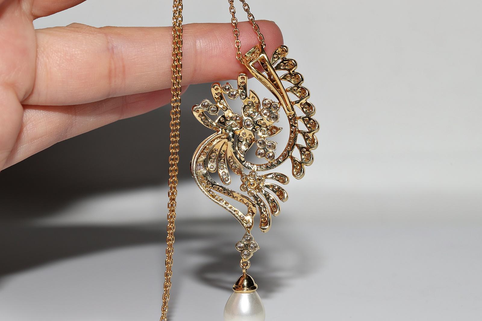 Vintage Circa 1990er Jahre 18k Gold Natürlicher Diamant und Perle Dekorierte Halskette im Angebot 2