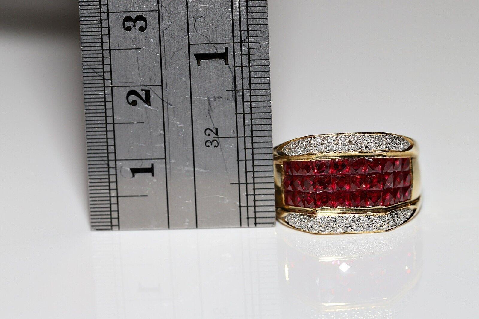 Vintage Circa 1990s 18k Gold Natural Diamond And Princess Cut Ruby Ring For Sale 1