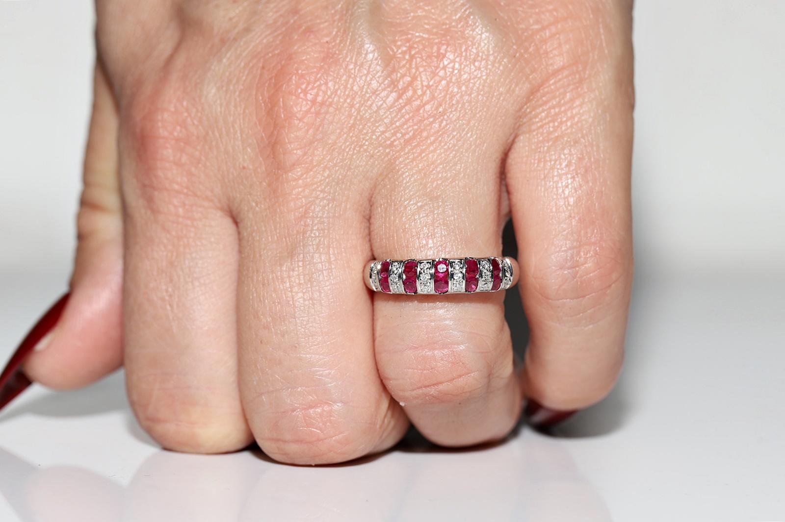 Vintage Circa 1990s 18k Gold Natural Diamond And Ruby Decorated Band Ring For Sale 10