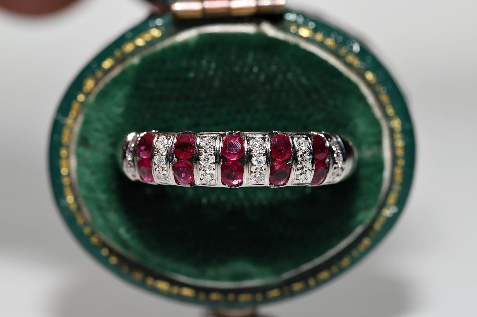 In very good condition.
Total weight is 3.5 grams.
Totally is diamond 0.25 ct.
The diamond is has G-H color and vs-s1 clarity.
Totally is ruby 0.50 ct.
Ring size is US 7 (We offer free resizing)
We can make any size.
Box is not included.
Please
