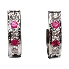 Orecchino decorato con diamanti naturali e rubini in oro 18k, vintage, anni '90 circa