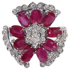 Vintage Circa 1990 Bague en or 18k décorée de diamants naturels et de rubis 