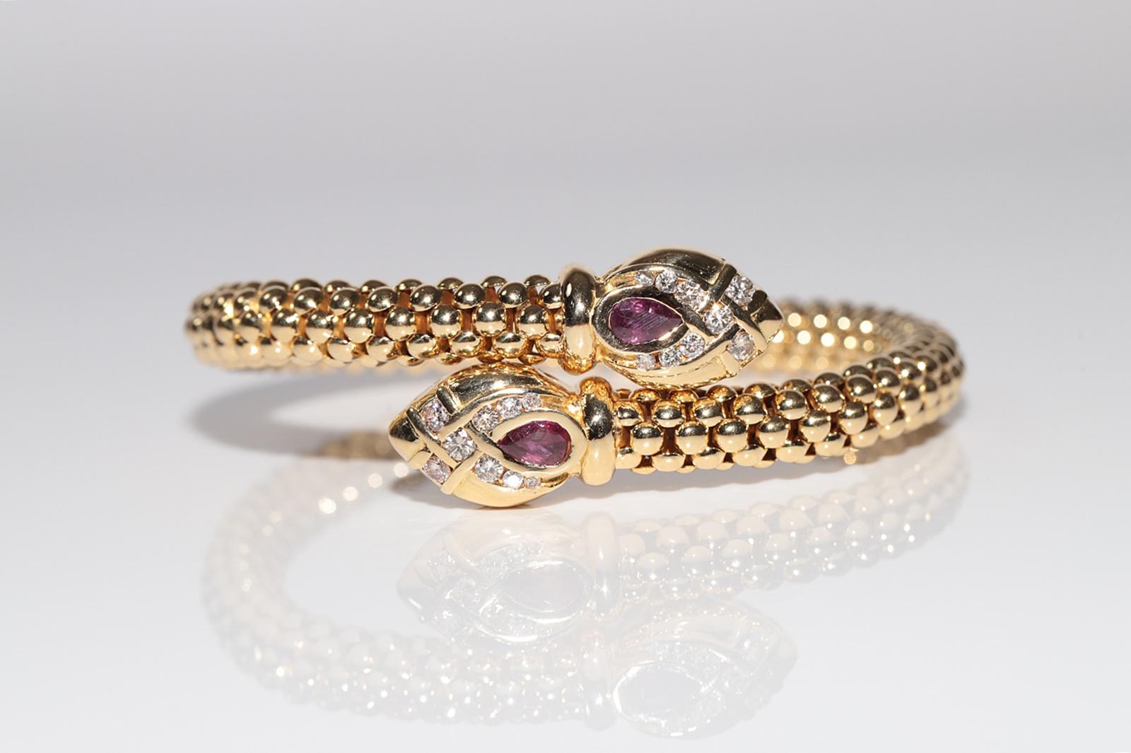 Vintage Circa 1990er Jahre 18k Gold natürlicher Diamant und Rubin verziertes Schlangenarmband im Zustand „Gut“ im Angebot in Fatih/İstanbul, 34