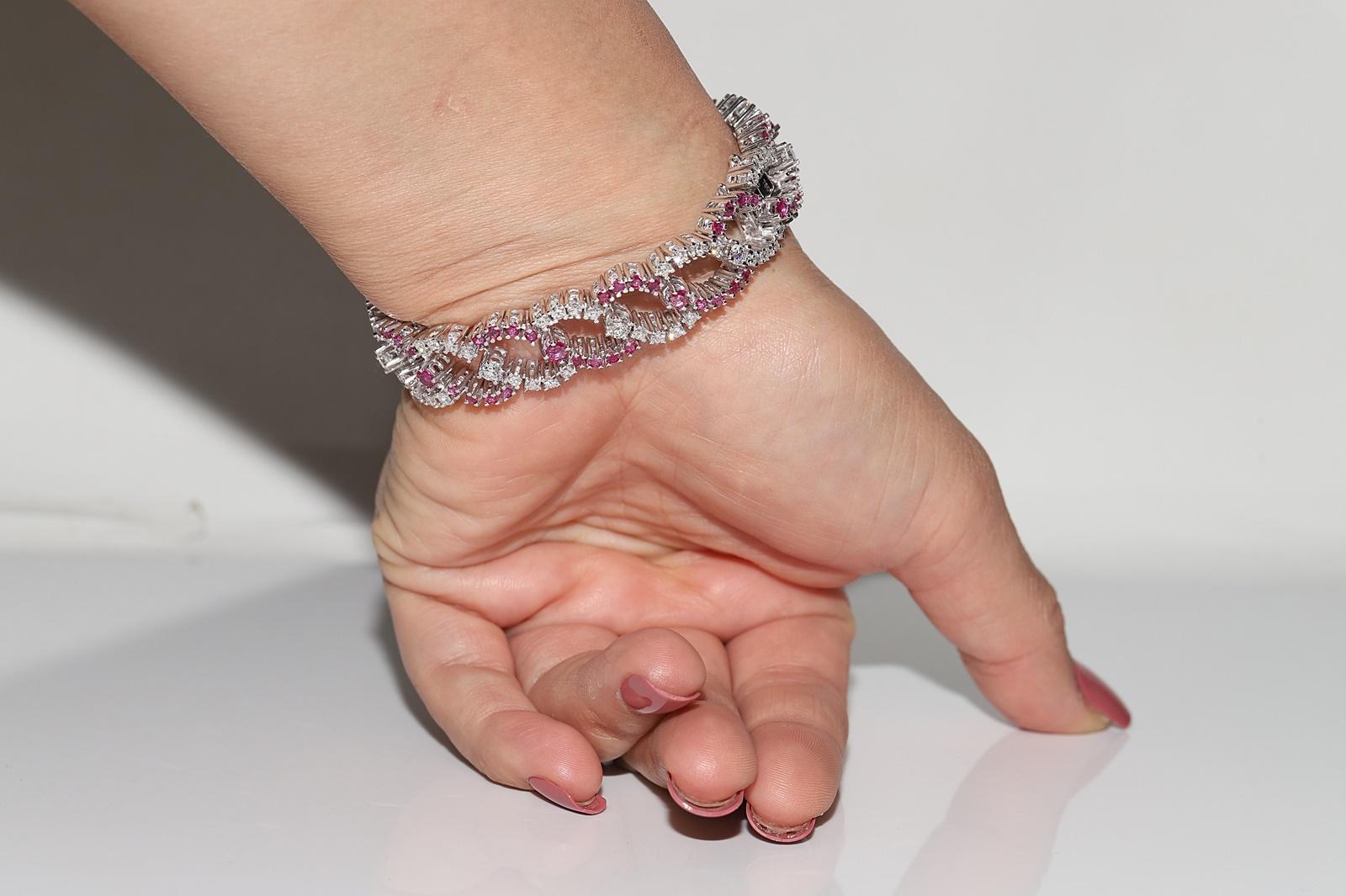 Vintage Circa 1990s 18k Gold Natural Diamond And Ruby Decorated Tennis Bracelet For Sale 1