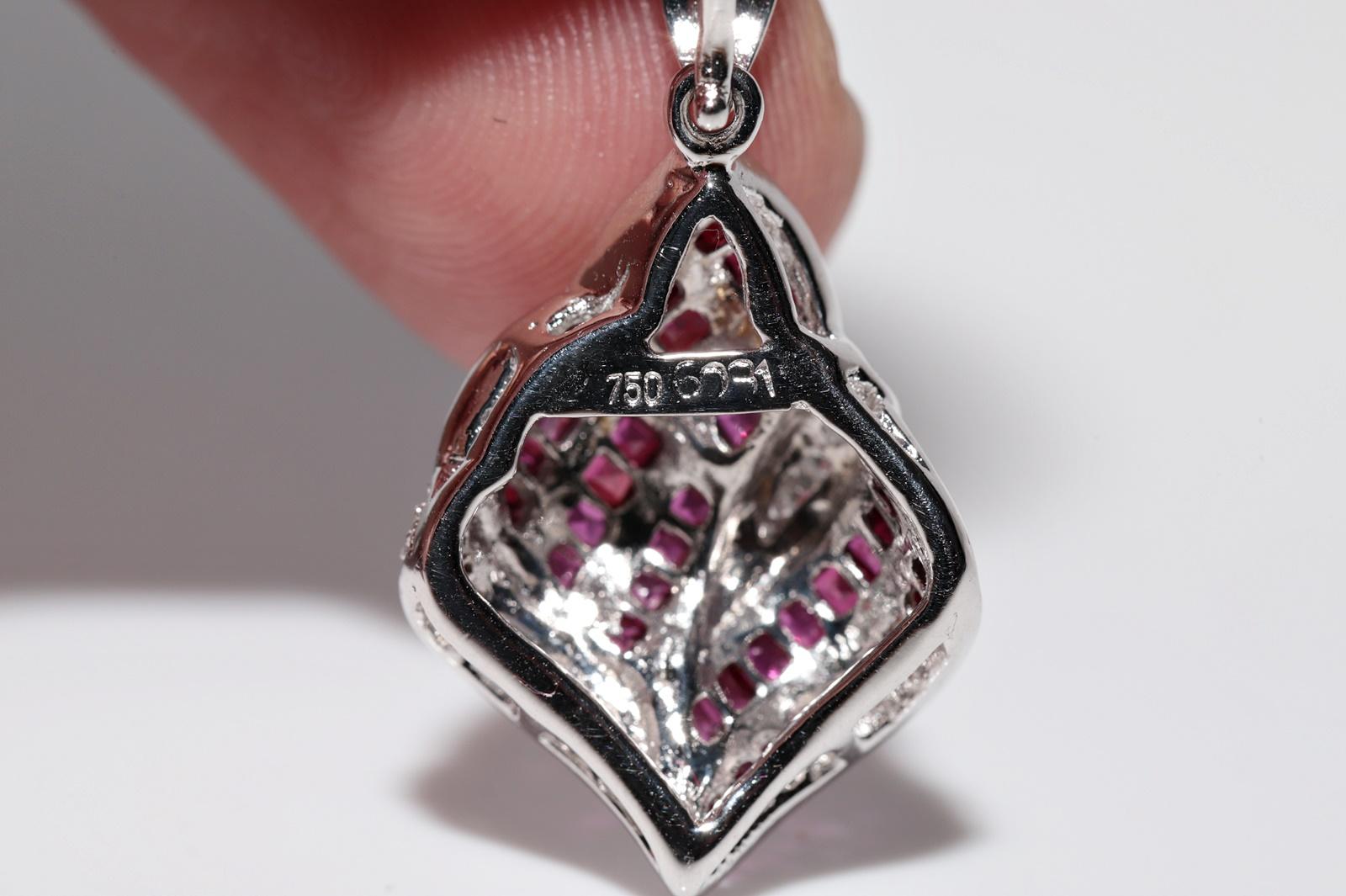 Vintage Circa 1990s 18k Gold Natural Diamond And  Ruby Pendant  Necklace For Sale 4
