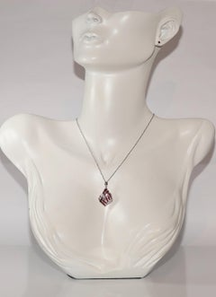 Vintage Circa 1990s 18k Gold Natural Diamond And  Ruby Pendant  Necklace