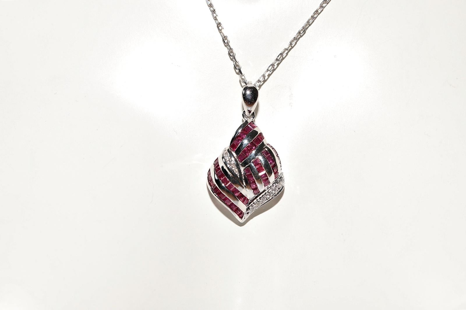 Baguette Cut Vintage Circa 1990s 18k Gold Natural Diamond And  Ruby Pendant  Necklace For Sale