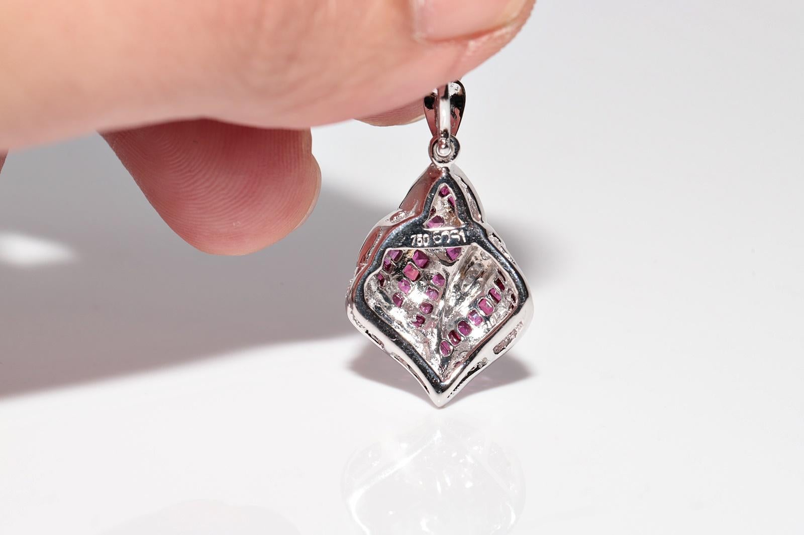 Vintage Circa 1990s 18k Gold Natural Diamond And  Ruby Pendant  Necklace For Sale 3