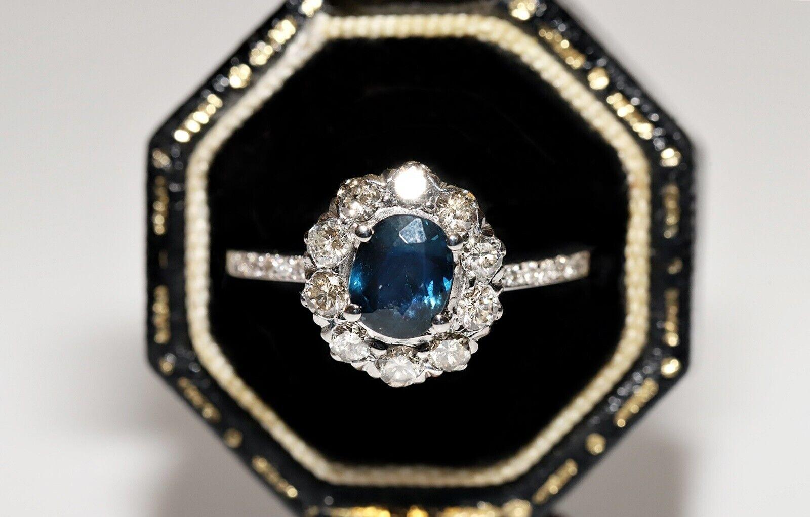 Vintage Circa 1990s 18k Gold Natural Diamond And Sapphire Decorated Ring For Sale 5