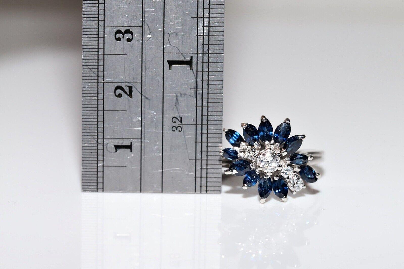 Vintage Circa 1990s 18k Gold Natural Diamond And Sapphire Decorated Ring For Sale 6