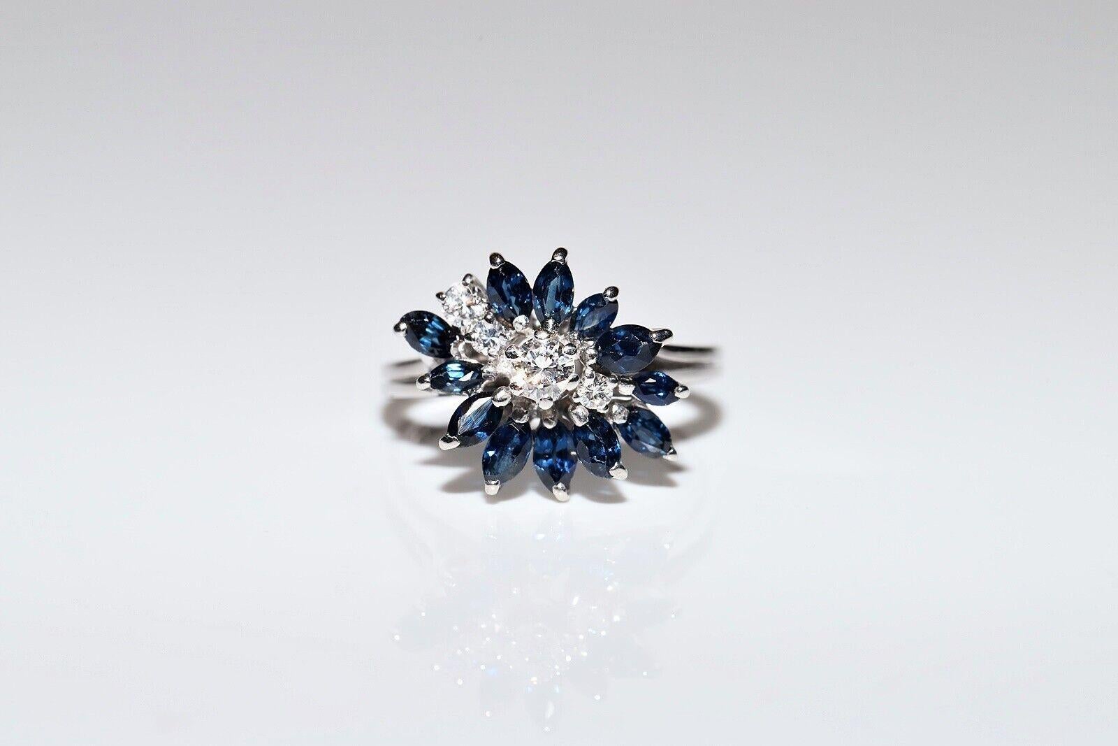 Women's Vintage Circa 1990s 18k Gold Natural Diamond And Sapphire Decorated Ring For Sale