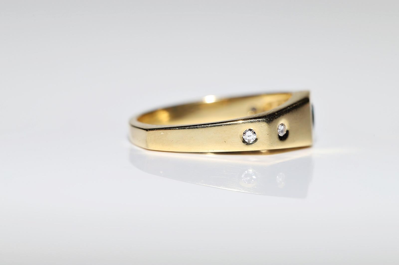 Vintage Circa 1990er Jahre 18k Gold Natürlicher Diamant und Saphir Dekorierter Ring  im Angebot 3