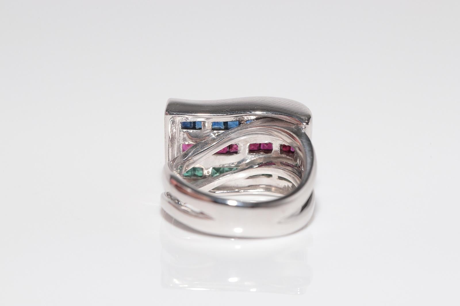 Vintage CIRCA 1990er 18k Gold Natürlicher Diamant und Saphir Smaragd Rubin Ring im Angebot 4